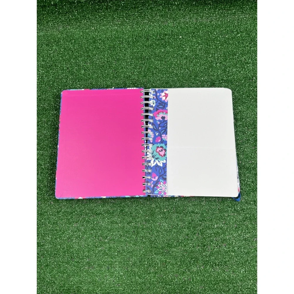 Vera Bradley 12 Month Planner Undated Bloom Berry One‎ Pg Used